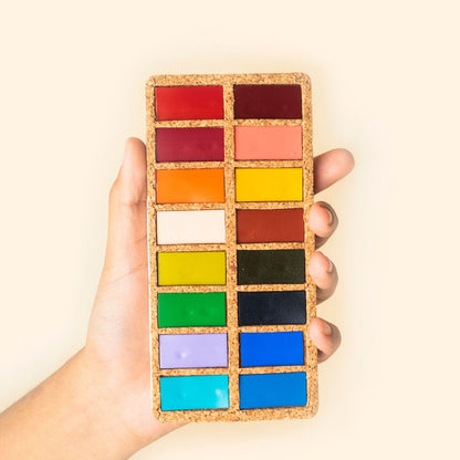 Viviva Watercolour Pan Set - 16 Spring Colours